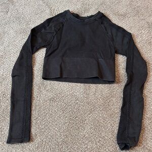 Black Long Sleeve Crop Top